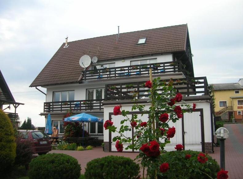 Ferienwohnung Pensjonacik Albatros Mikołajki Exterior foto
